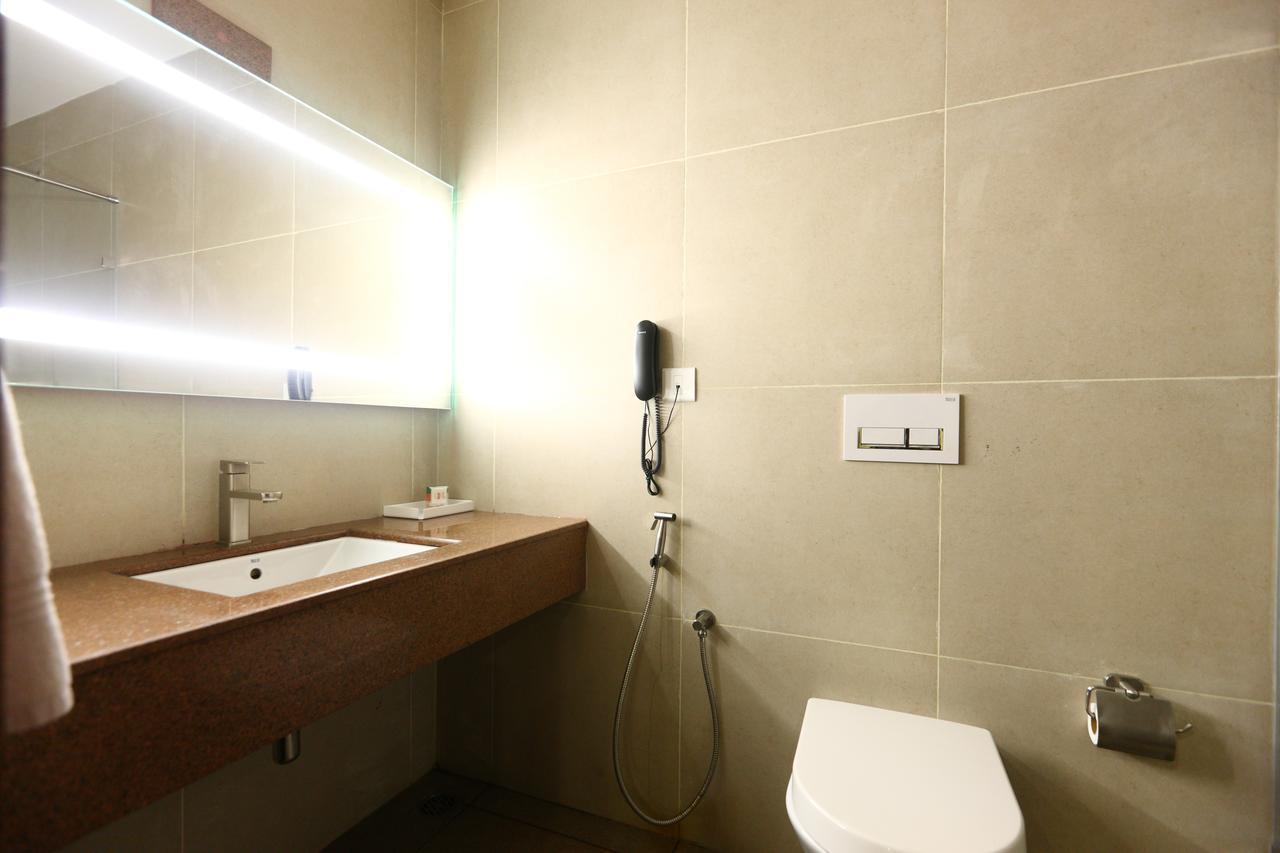 Fabhotel Prime Adore Residency チェンナイ エクステリア 写真